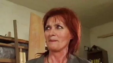 Sıcak lezbiyen porno olgun karışık güreş