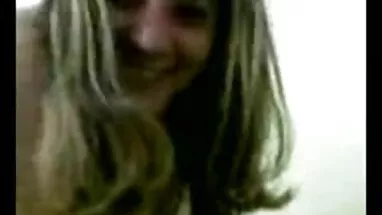 Rouse, bir olgun memeli porn hizmetçi gibi
