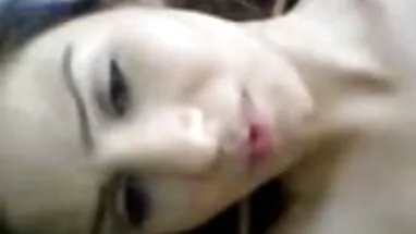 Bir güzel küçük kıçını olgun anne pirno