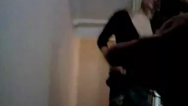Sahne hamile olgun porno şovunda çılgın Fetiş skandalı