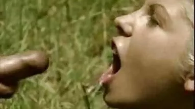 Sahilde jordi olgun porno
