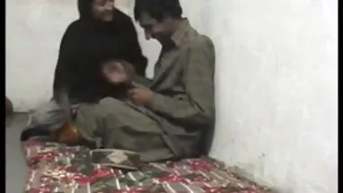 Oğlu olgun kadın porno altyazılı ve