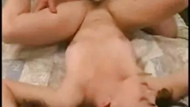 Tüm delikleri siyah mature sikişleri seviyor