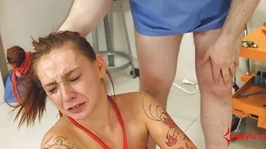Küçük türbanlı olgun porno aydınlık vibratör