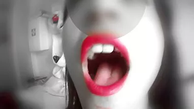 Elinde kız olgun lezbiyen porn Pazartesi